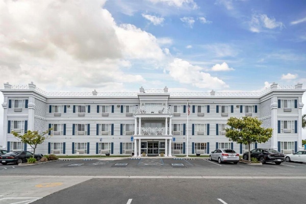Best Western Salinas Monterey Hotel image 14